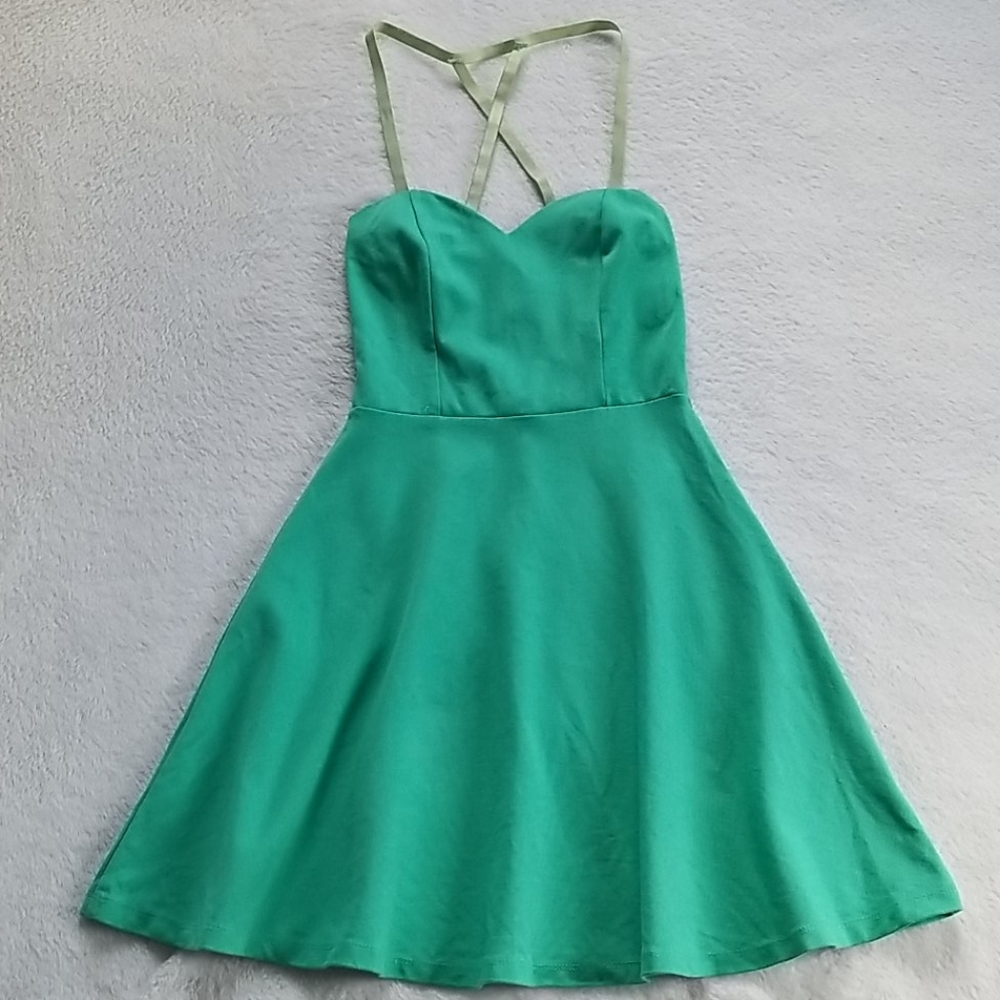 Lulu's Strappy Back Casual Dress